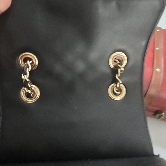 GUESS Quilted Black Backpack with Gold Chain & Turn-Lock main image 6